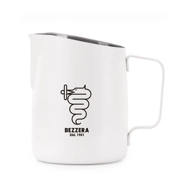 1431B斜口拉花杯450cc(消光白-尖口)Bezzera 貝澤拉 logo