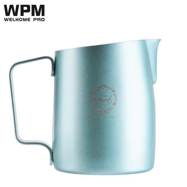 1611A WPM斜口拉花杯500cc (短嘴) 淺綠色
